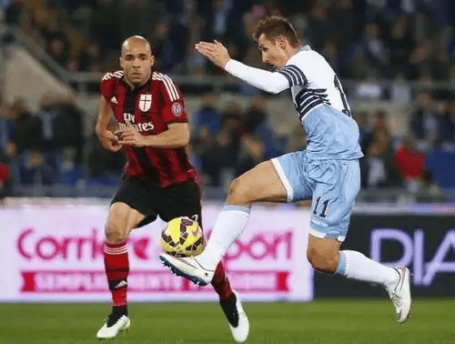 意甲对决：拉齐奥主场迎战AC米兰